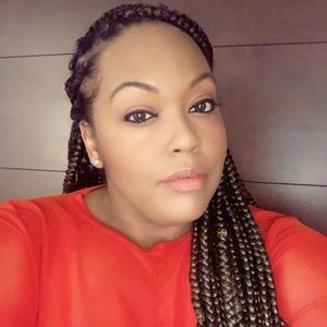 Meet your Posher, Thalea